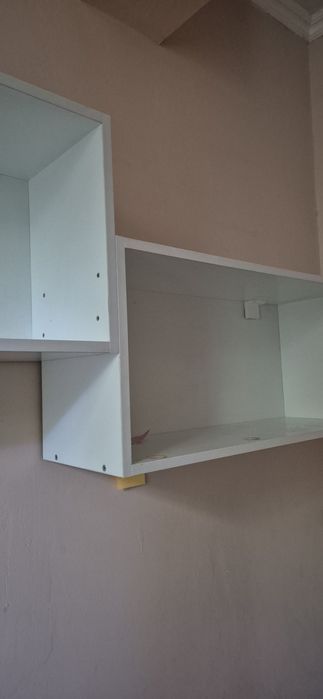 Продам полки книжные