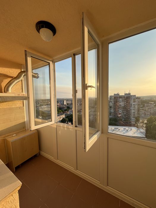 Дава се под наем Двустаен апартамент в Ямбол, Център - 40 кв.м за 178.5 € - Снимка #3