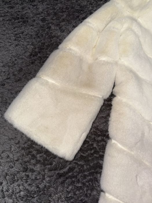 Палто от пух на марката BSB