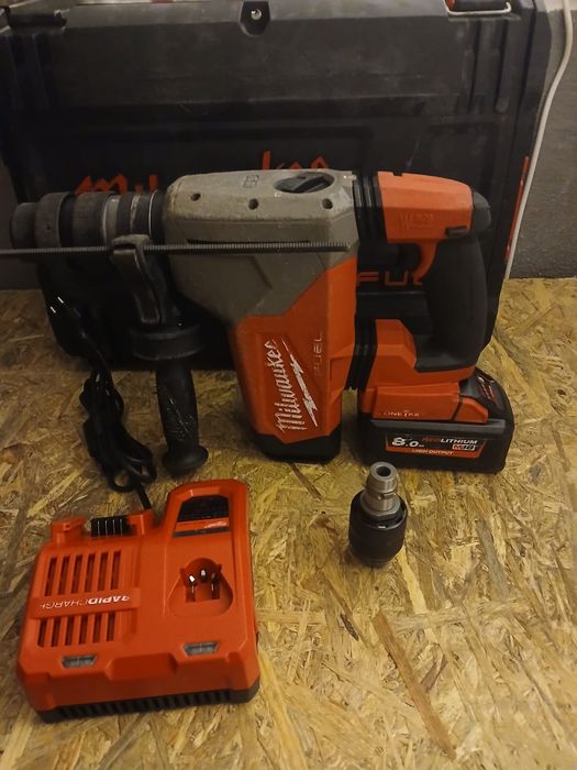 Milwaukee ciocan rotopercutor Hilti