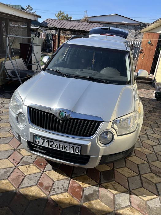 Авто Шкода йети.