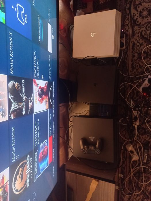 PS4 pro ideal holati djoystik bor o'yinlar yozilgan slim va pro bor.