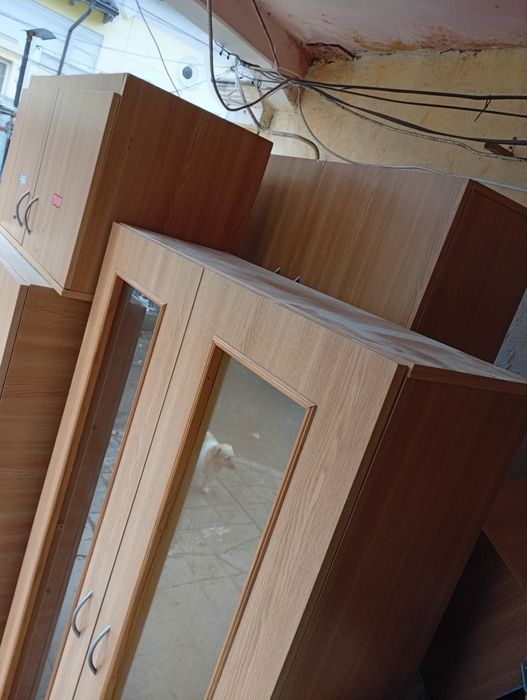 Mobilă de sufragerie șifonier plus dulapuri