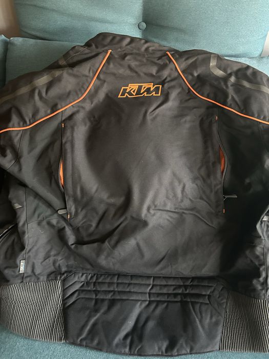Яке за мотор ktm