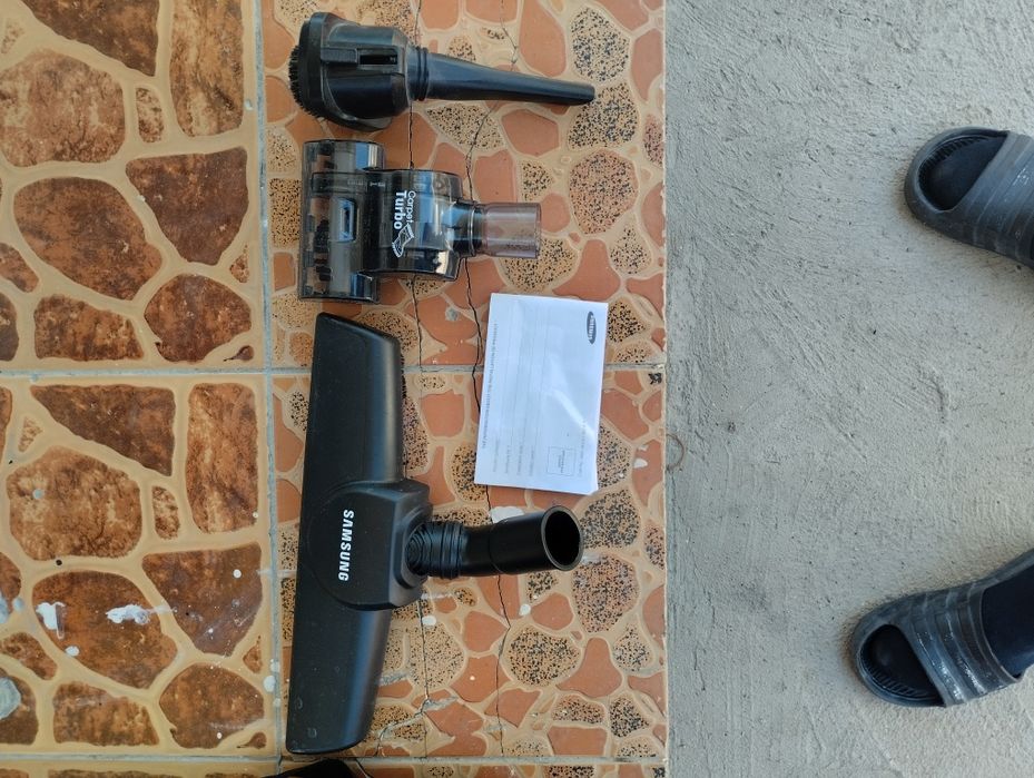 Моющий пылесос Samsung VW9000