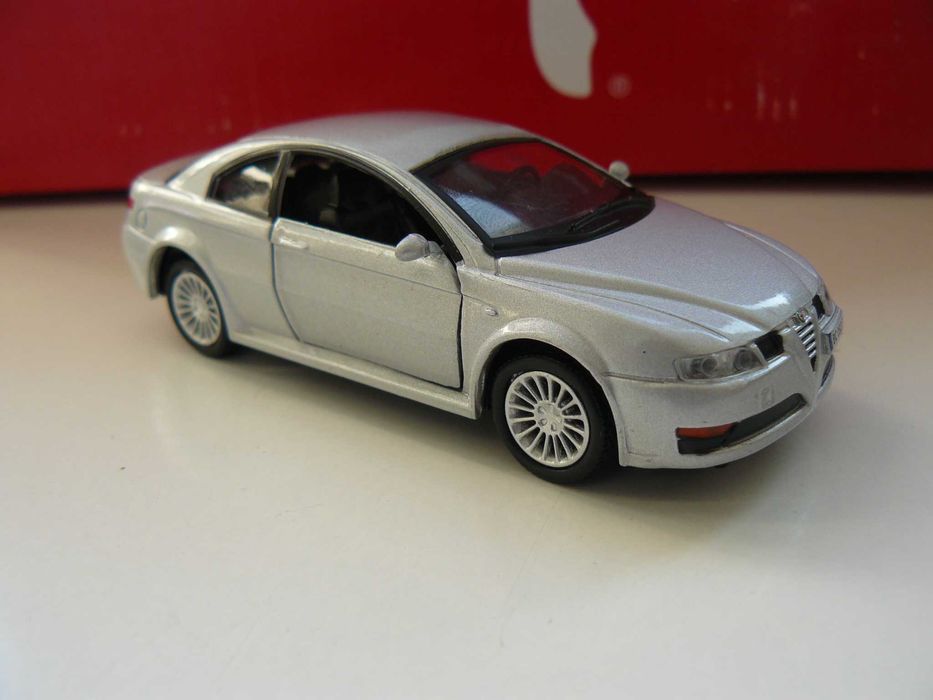 Macheta Auto De Colectie ALFA ROMEO GT Scara 1:43,Noua AmerCom