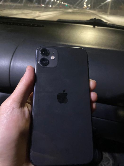 Айфон 11 64/73% продам