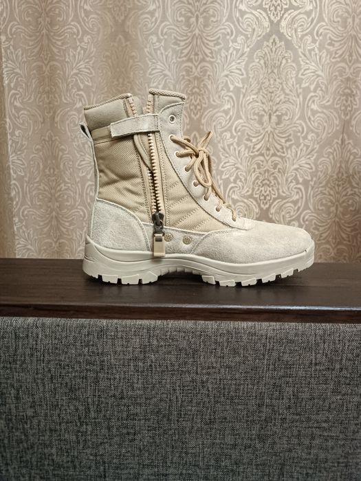 Берцы.                 .