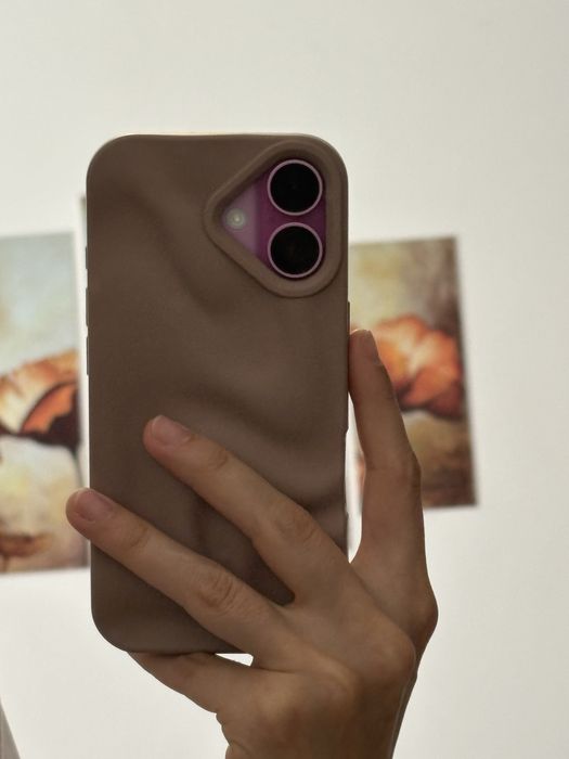 Кейсове за iPhone 16
