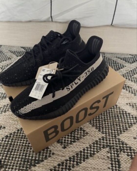 Налични Adidas Yeezy 350 мъжки обувки