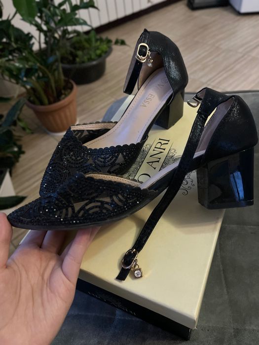 Черные туфли женские