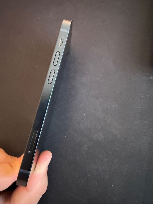 iPhone 13 mini 79% battery