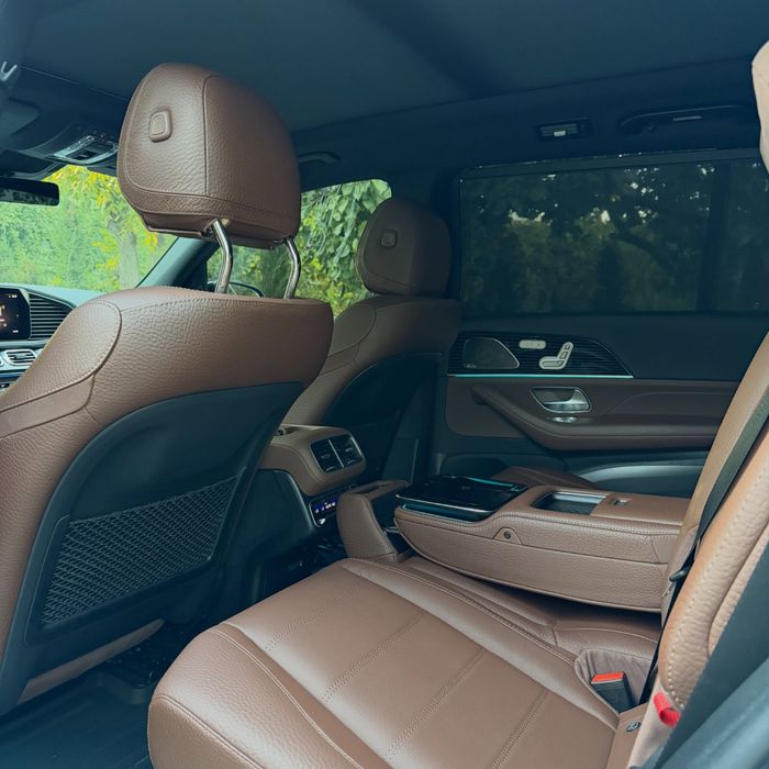 Mercedes benz GLS 450
