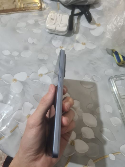 Продам Xiaomi 13t Pro