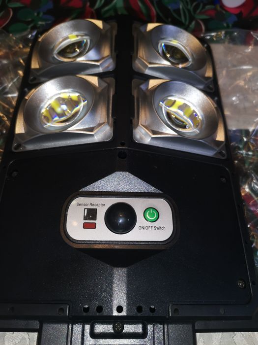 Lămpi solare cu leduri albe