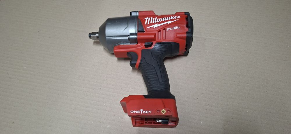 milwaukee  ONEFHIWF