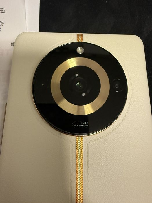 Realme 11 pro + 512gb 24 ram