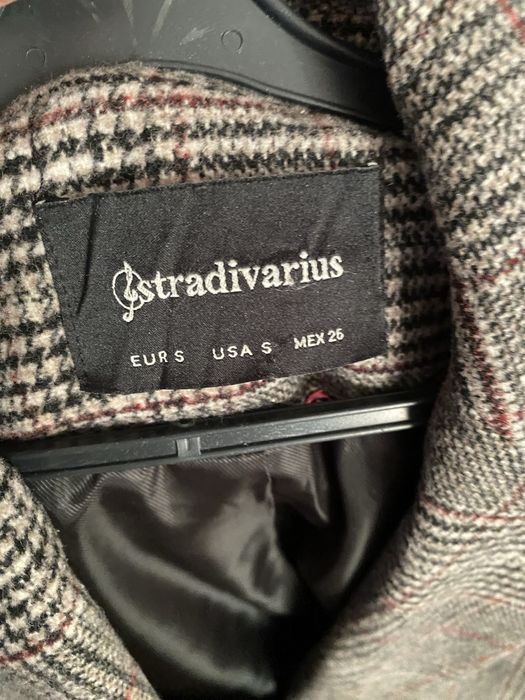 Пальто женское , демисезонное///////////////////////////////