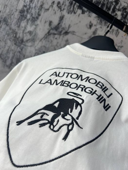 Oferta! Tricou luxury si model foarte rar. Toate marimile disponibile