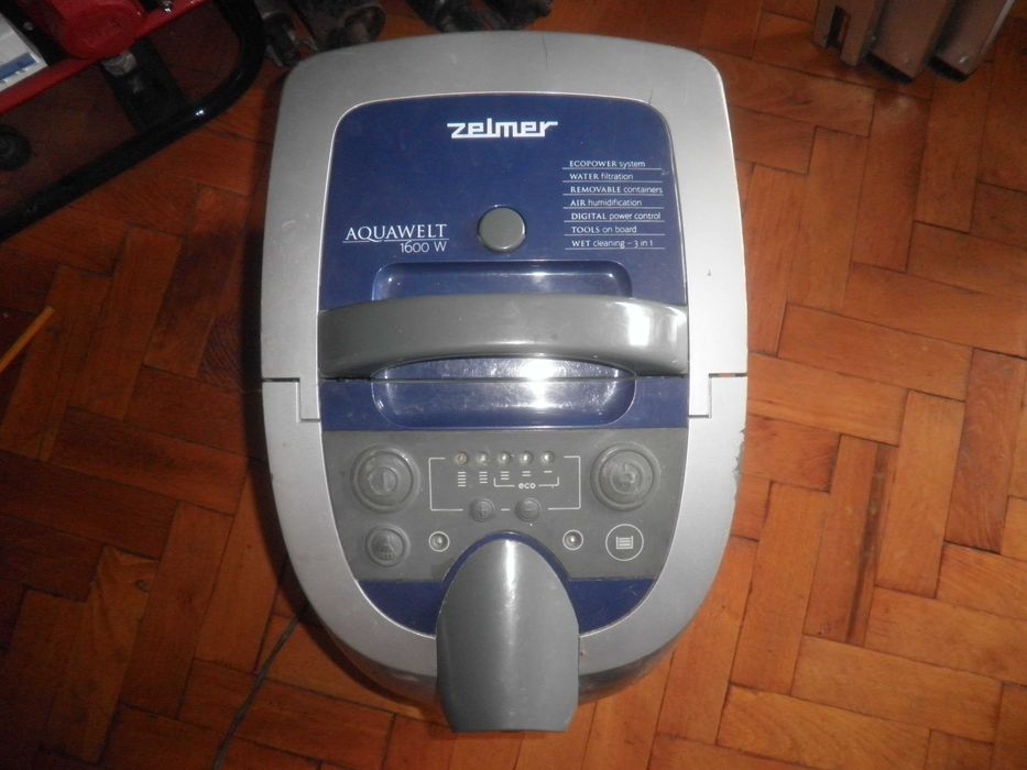 Продавам  пеахосмукачка  .