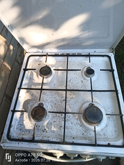 Продам Газоваю плиту