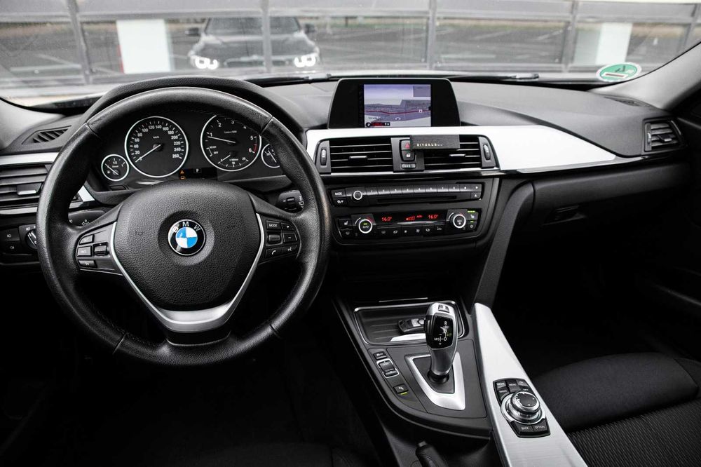 BMW Seria 3 2012 — imagine 5