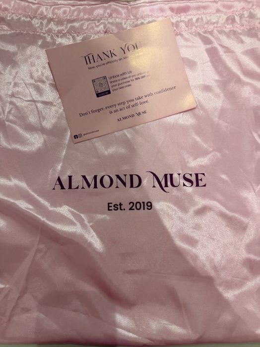 Рокля Almond Muse