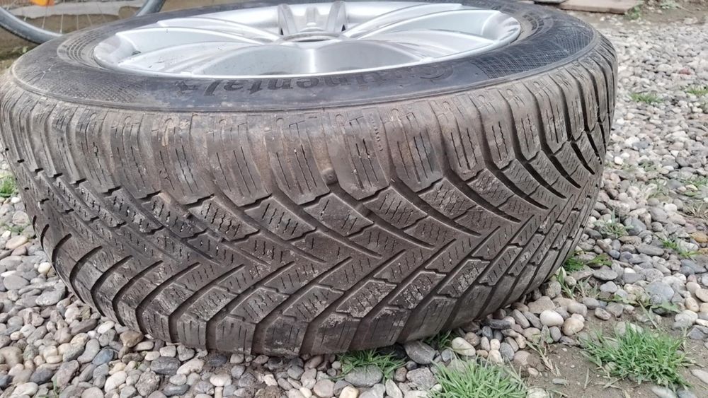 Cauciucuri de vanzare