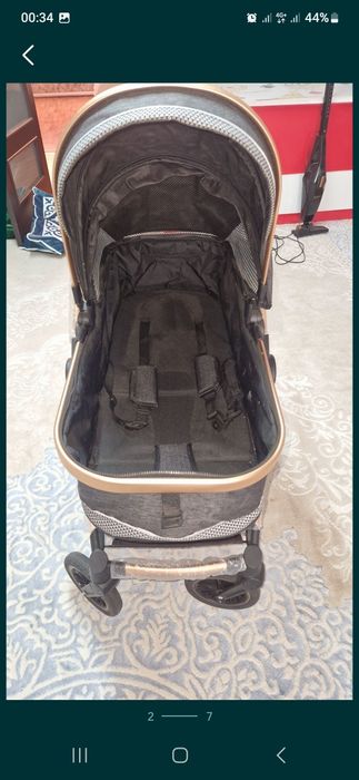 Дет коляска в отличном состояние