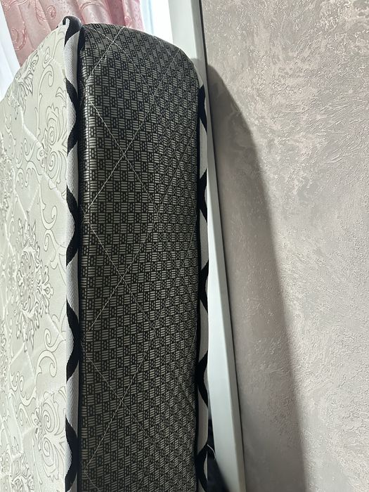 Продам матрац пружинный