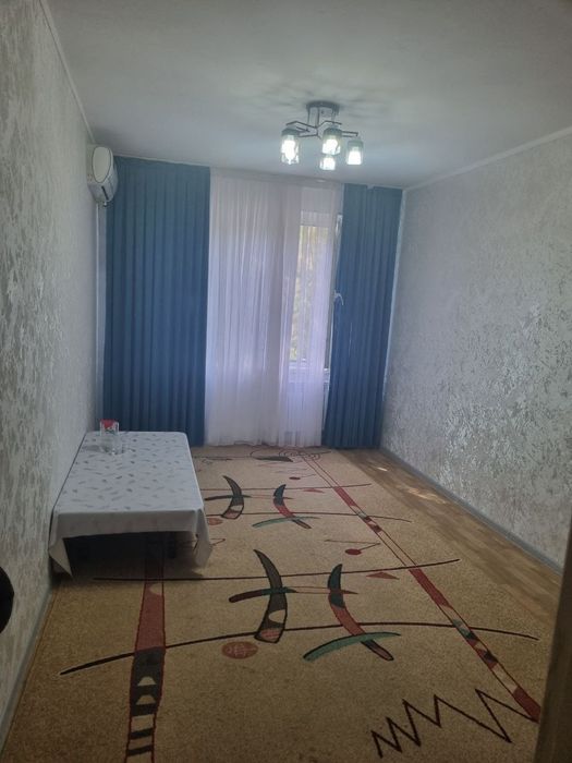 2 хоналик  2 этаж  7 мкр дан сотилади