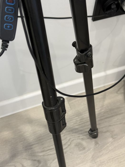 штатив со светом