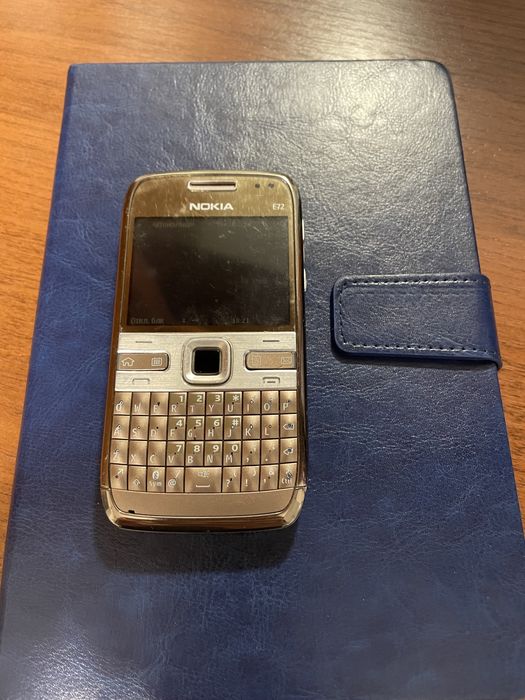Nokia E72. в отличном состоянии в оригинале!