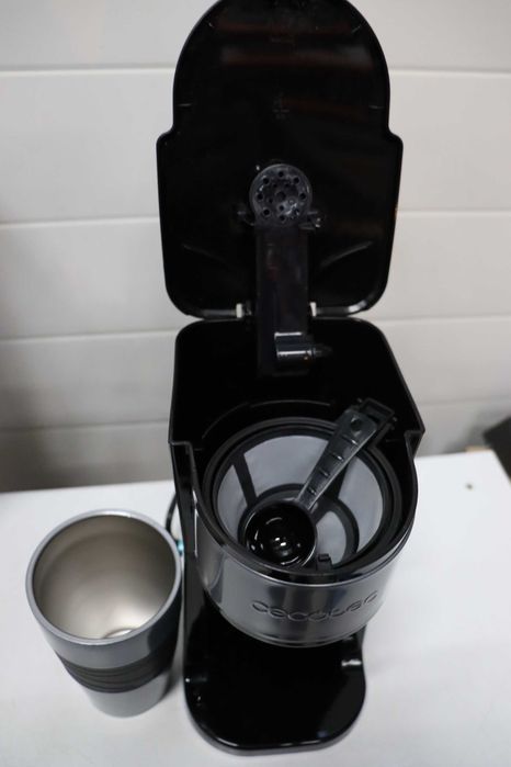 Шварц кафемашина Cecotec Coffee 66 Drop & Go 700W