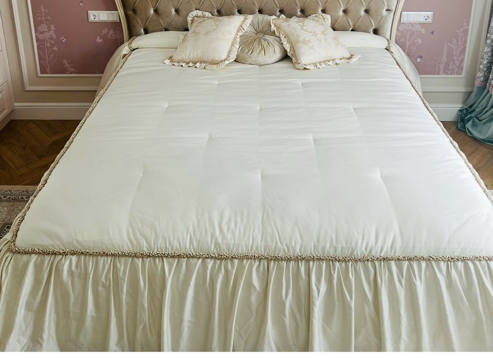 Продам покрывало производство Италия