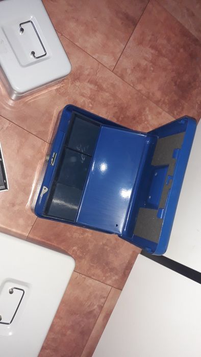 Cutii metalice  cu cifru sau fara