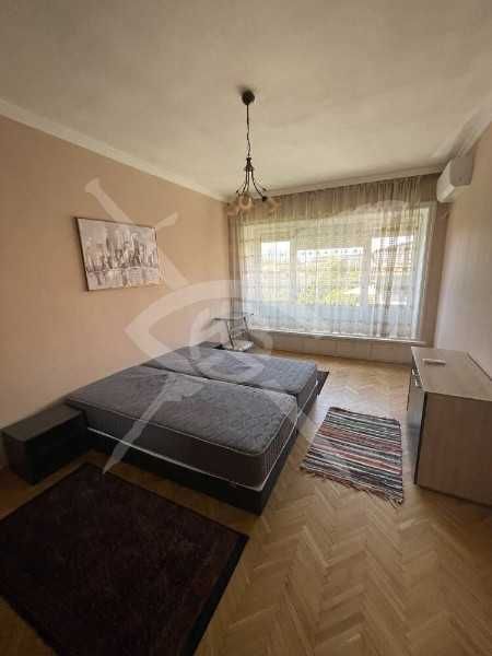 Продава се Тристаен апартамент в Пловдив, Център - 86 кв.м за 1358 €/кв.м - Снимка #4