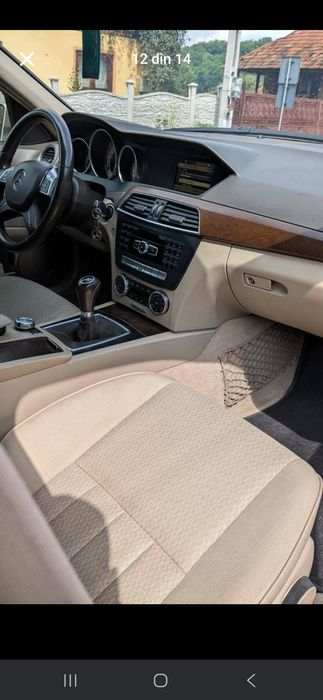 Mercedes- Benz C200 CGI