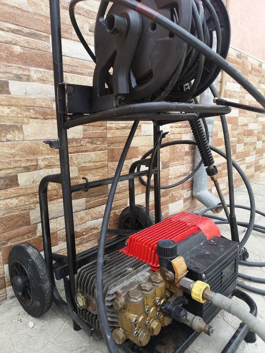 Машина за Отпушване на Канали 220V 150bar Бутална Помпа Керамика