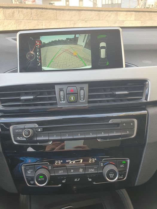 BMW X1 xDrive20i 2017 – 136.000 km – HUD, pano, ACC, cârlig – 17.750 €
