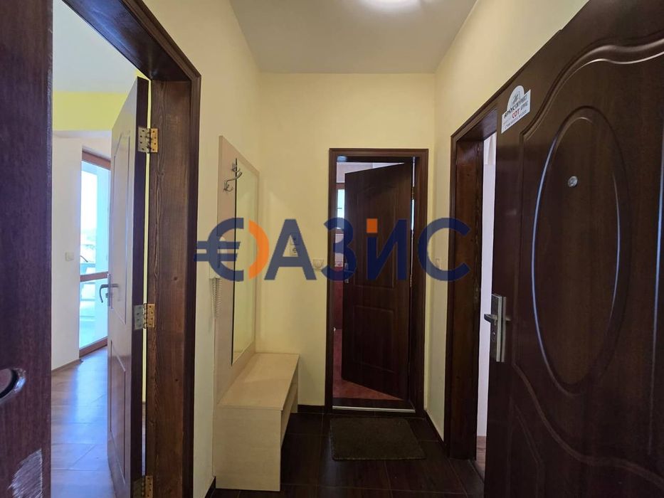 Продава се Двустаен апартамент в Созопол - 68 кв.м за 713 €/кв.м - Снимка #10