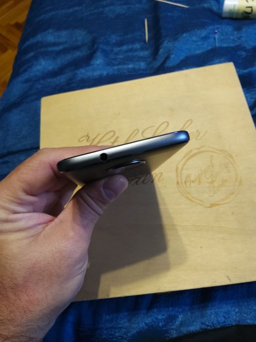 Motorola  moto g5s телефон