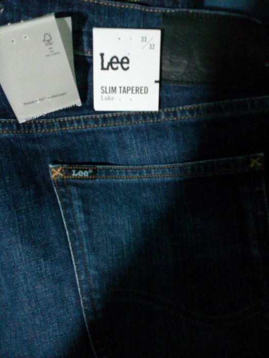 Дънки Lee 35лв ...