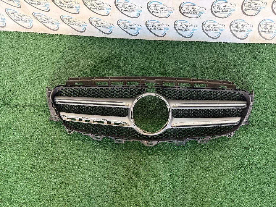Grila centrala bara mercedes e class w213 2016-2020
