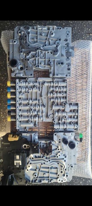 Клапанно тяло/мехатроник/ за автоматични скоростни кутии