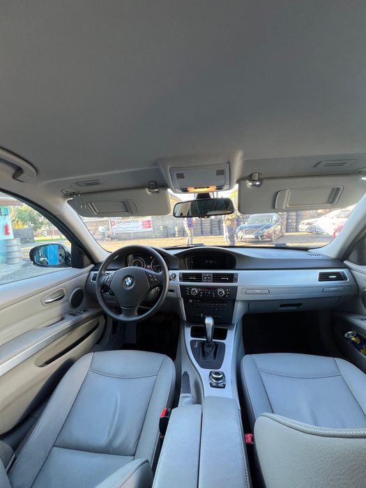 De Vanzare E90 335i Xdrive 2011
