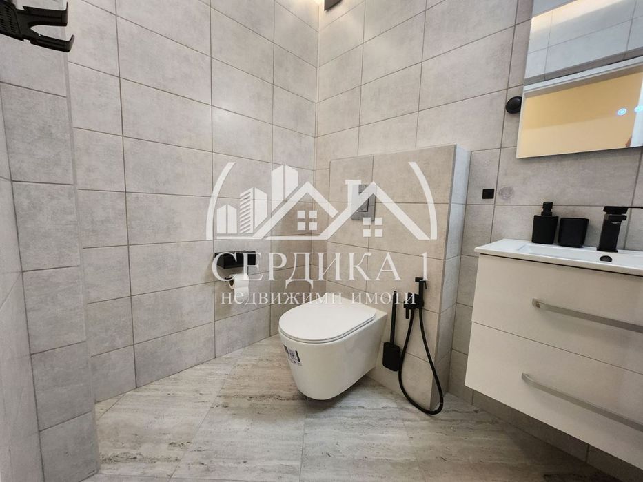 Дава се под наем Четиристаен апартамент в София, Кръстова вада - 130 кв.м за 1495.83 € - Снимка #12