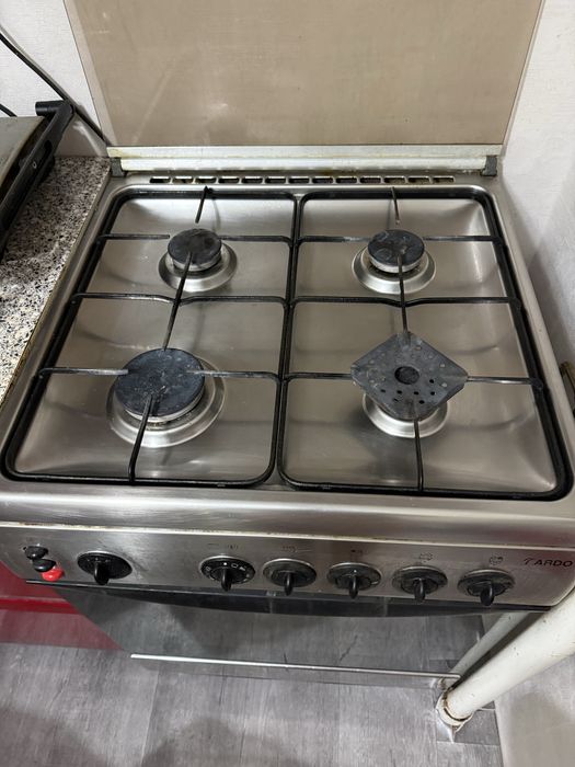 Продается газовая плита