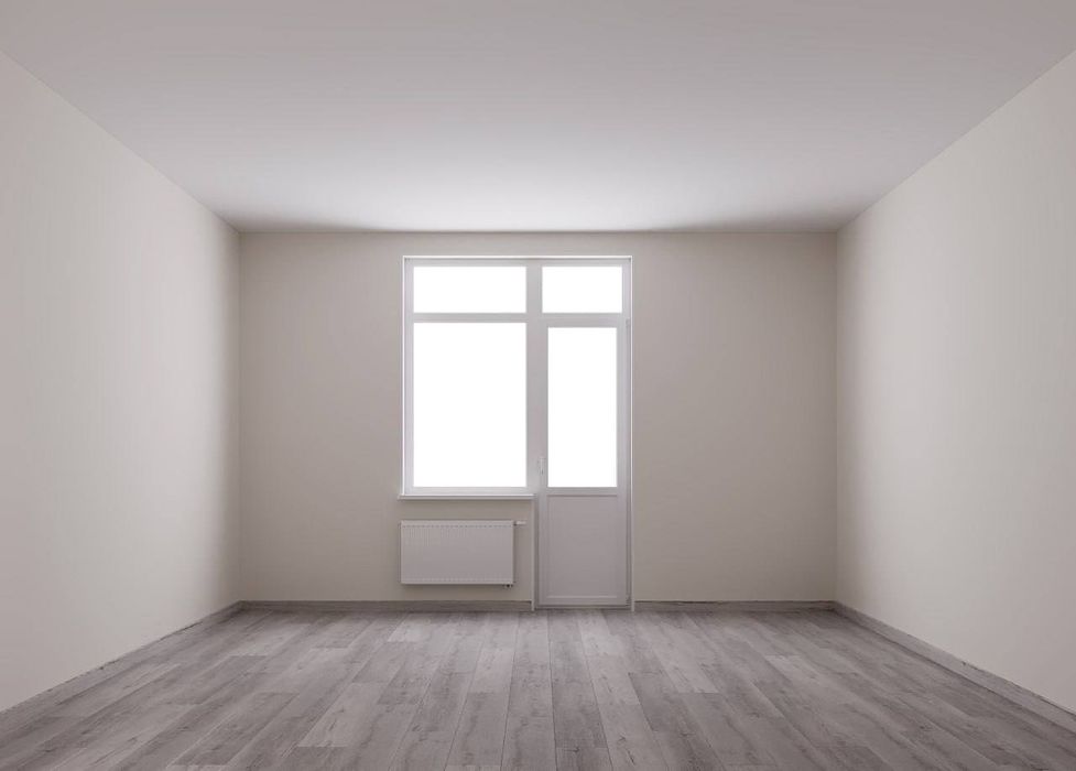 Uy sotiladi 4 qavat 45m²