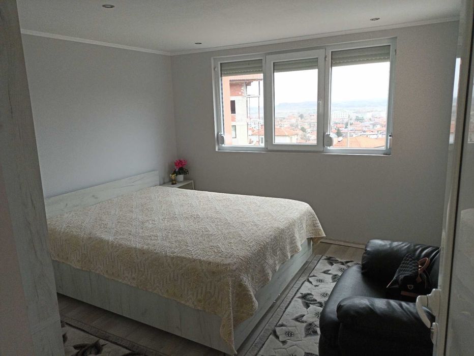 Продава се Къща в Кричим - 250 кв.м за 1080 €/кв.м - Снимка #12